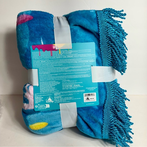 NWT. Disney Character Blanket throw Madly Mischievous by Lewis Whitman artist. - Picture 5 of 9